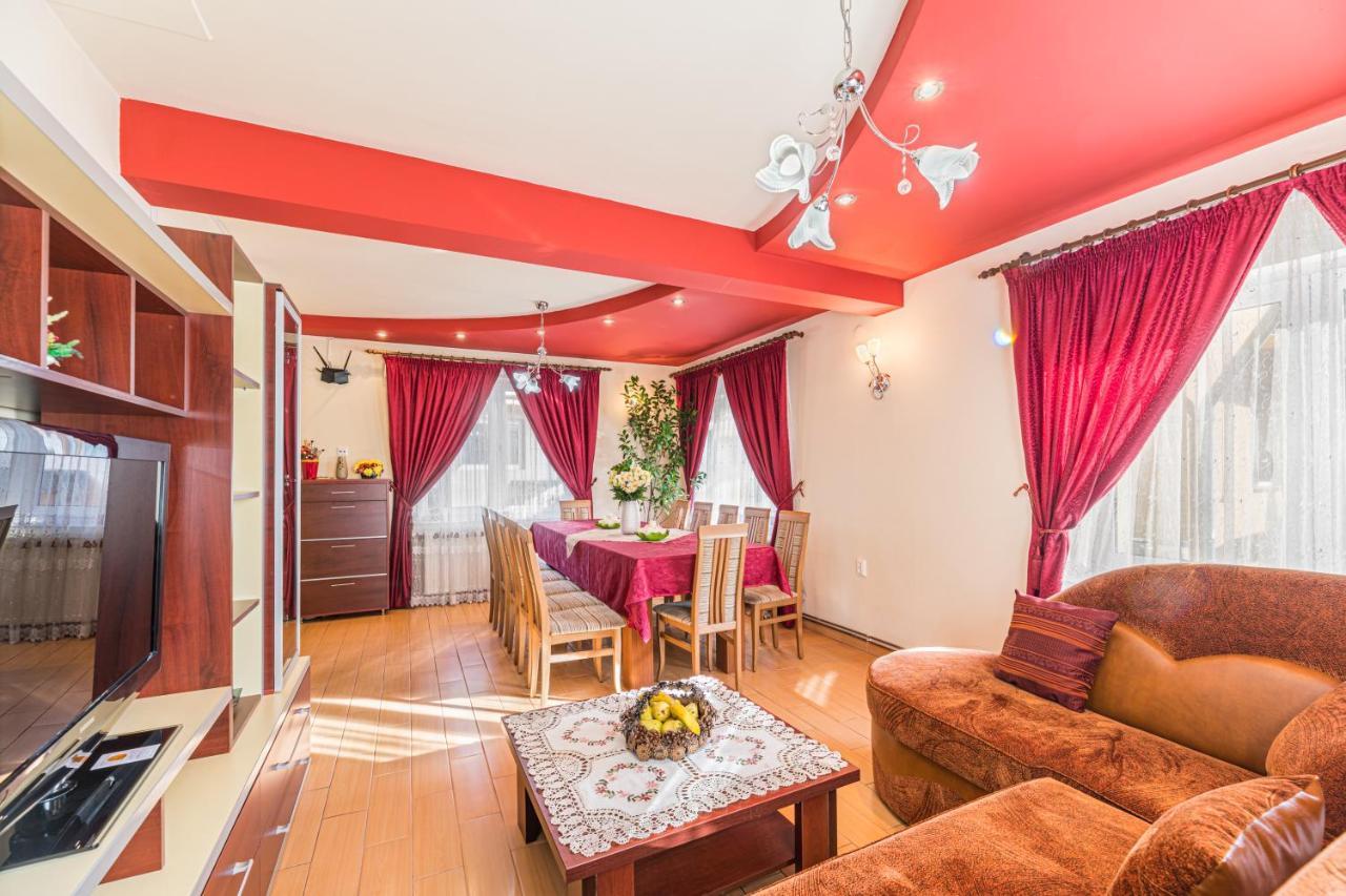 Villa Casa David à Săcele Extérieur photo