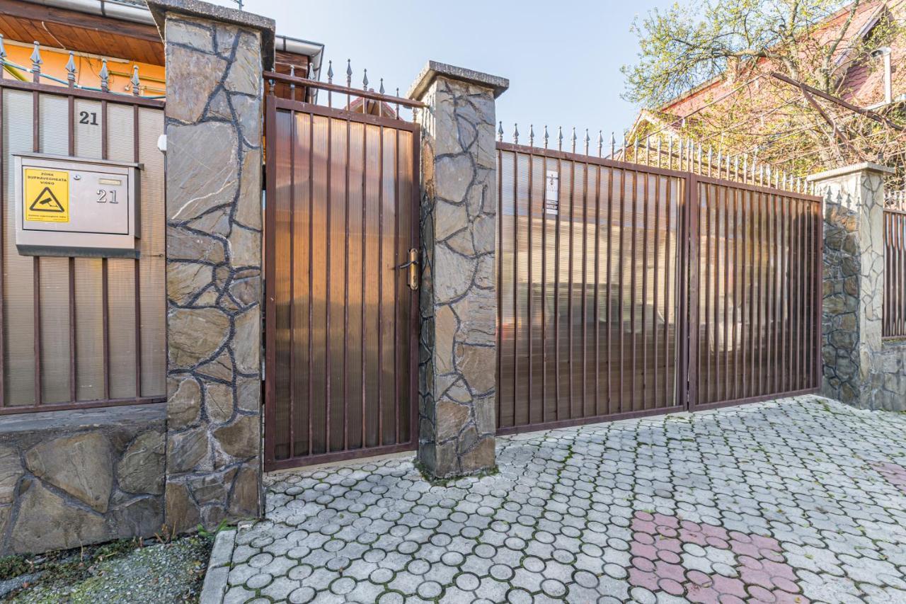 Villa Casa David à Săcele Extérieur photo