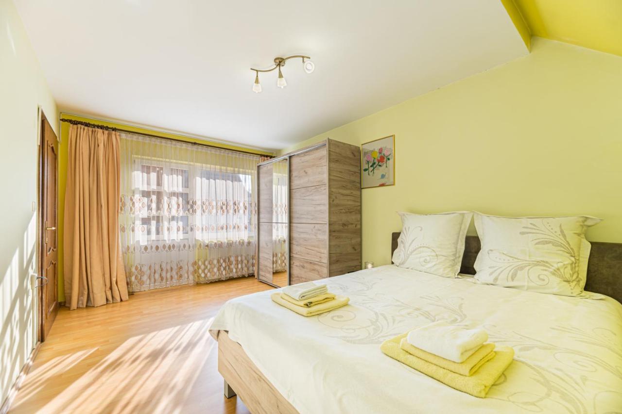 Villa Casa David à Săcele Extérieur photo